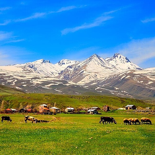 Aragaz höchster Berg Vulkan Armenien.
