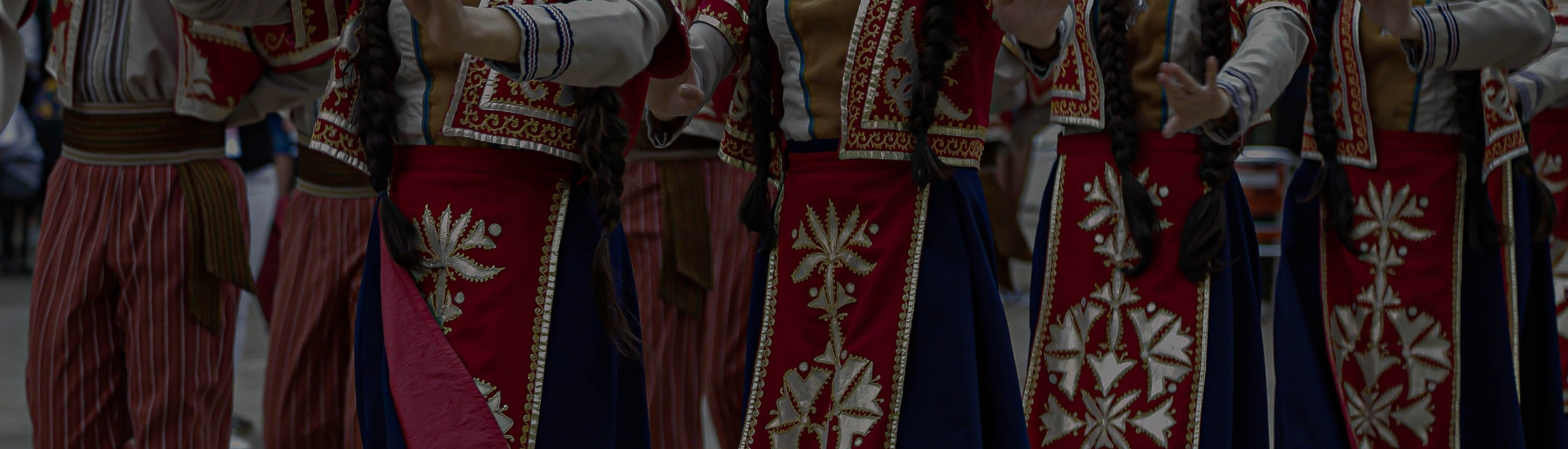 Armenien Rundreise Folklore Kostüm Tänzer