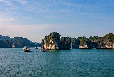 Boot in der Halong-Bucht in Vietnam