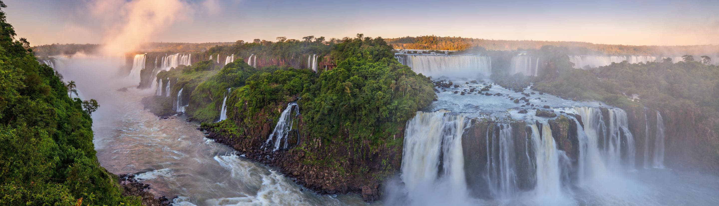 Die Iguazú-Wasserfälle