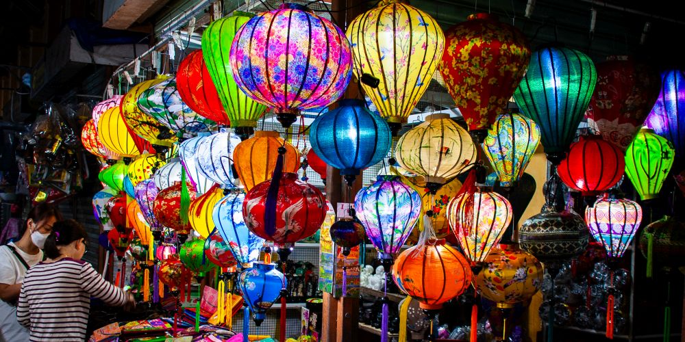 Lampions auf Markt in Hoi An, Vietnam